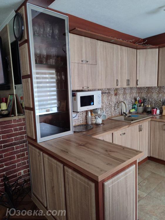 3-комн. квартира, 56 м², вторичка, 2/5 эт.