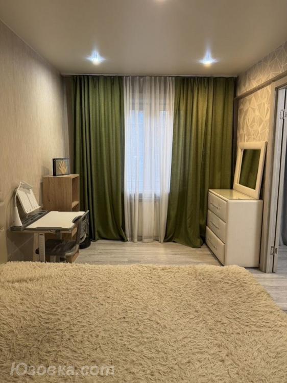 2-комн. квартира, 66м², с мебелью, 2/5 эт., ДОНЕЦК