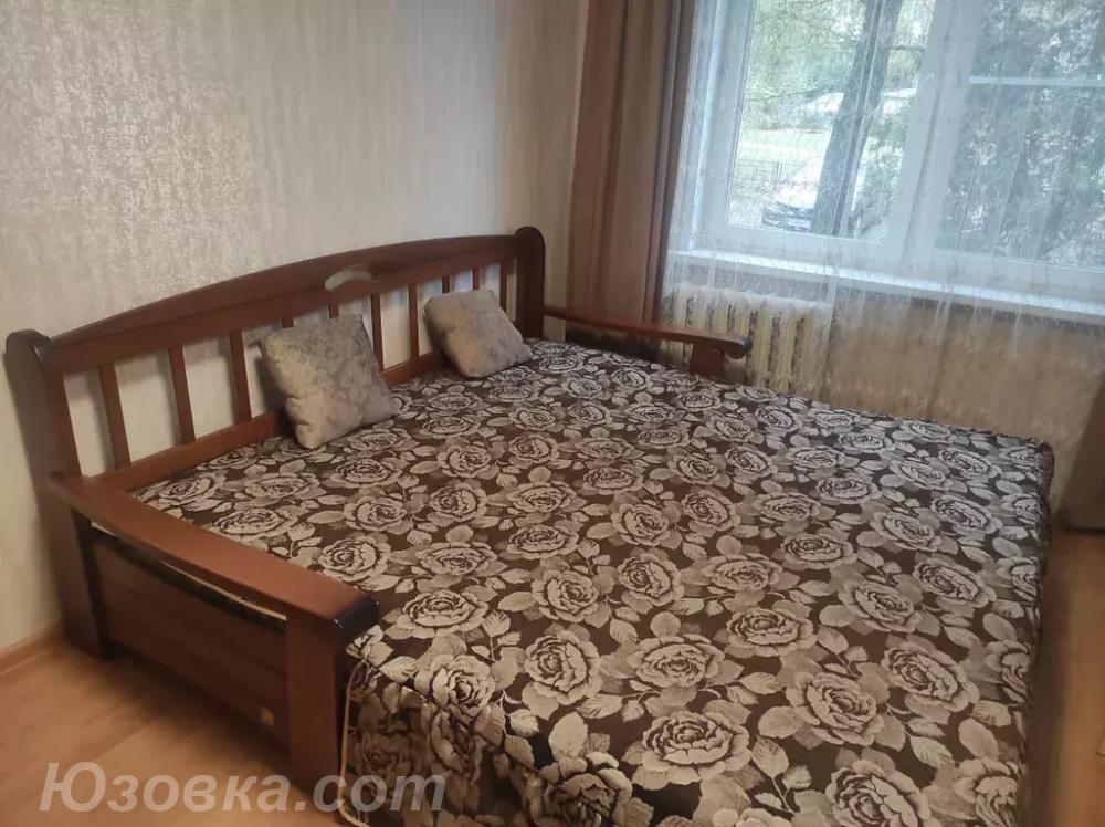 2-комн. квартира, 33м², с мебелью, 4/9 эт., ДОНЕЦК