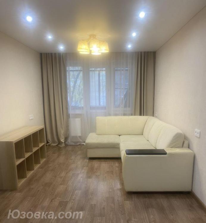 2-комн. квартира, 43м², с мебелью, 2/9 эт., ДОНЕЦК