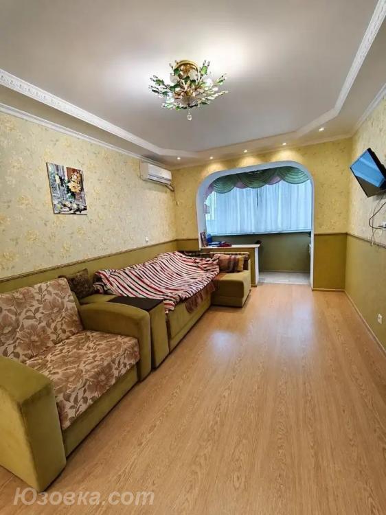 1-комн. квартира, 40м², с мебелью, 3/9 эт., ДОНЕЦК
