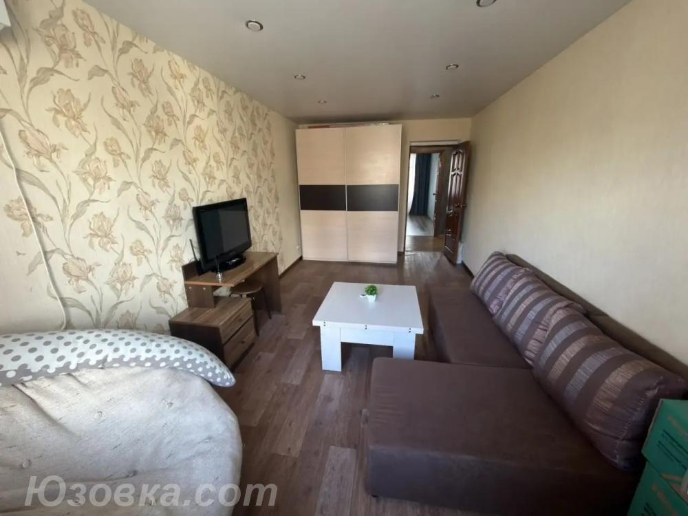 2-комн. квартира, 47м², с мебелью, 4/9 эт., ДОНЕЦК