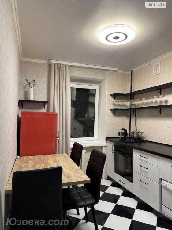 1-комн. квартира, 44м², с мебелью, 3/9 эт., ДОНЕЦК