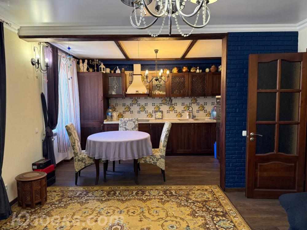 студия квартира, 67 м², вторичка, 3/10 эт., ДОНЕЦК