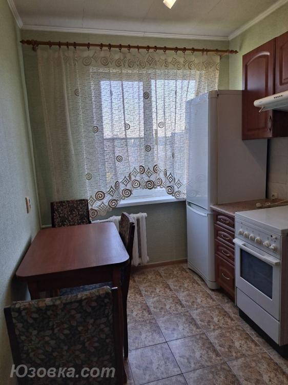 2-комн. квартира, 48 м², вторичка, 9/9 эт.