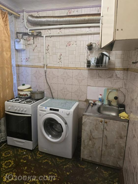 2-комн. квартира, 41 м², вторичка, 1/4 эт., Макеевка