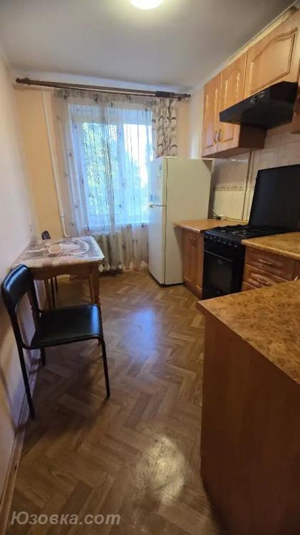 2-комн. квартира, 56м², с мебелью, 3/9 эт.