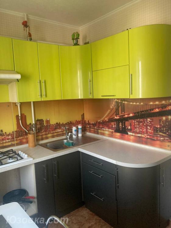 2-комн. квартира, 50 м², вторичка, 8/9 эт., ДОНЕЦК