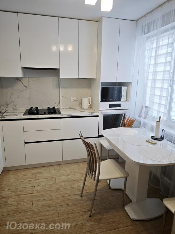 3-комн. квартира, 63 м², вторичка, 7/9 эт., ДОНЕЦК