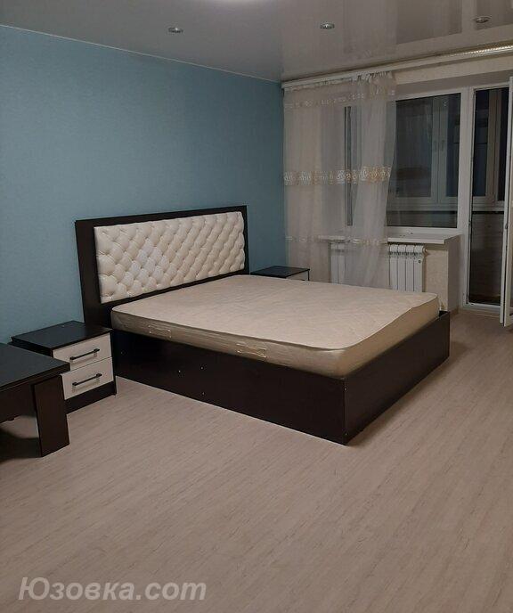 2-комн. квартира, 46м², с мебелью, 2/2 эт., ДОНЕЦК