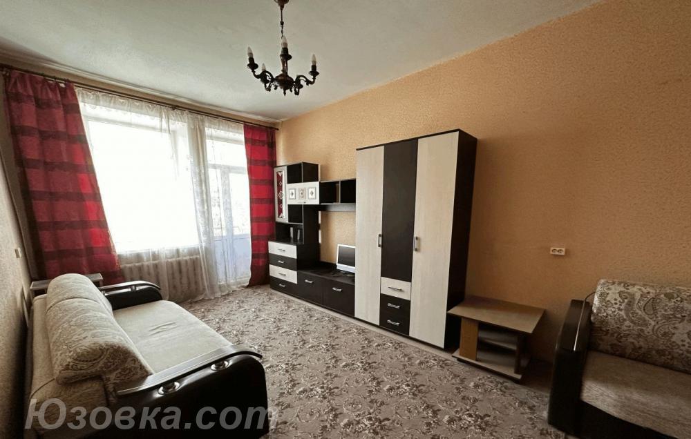 2-комн. квартира, 51 м², вторичка, 1/9 эт., ДОНЕЦК