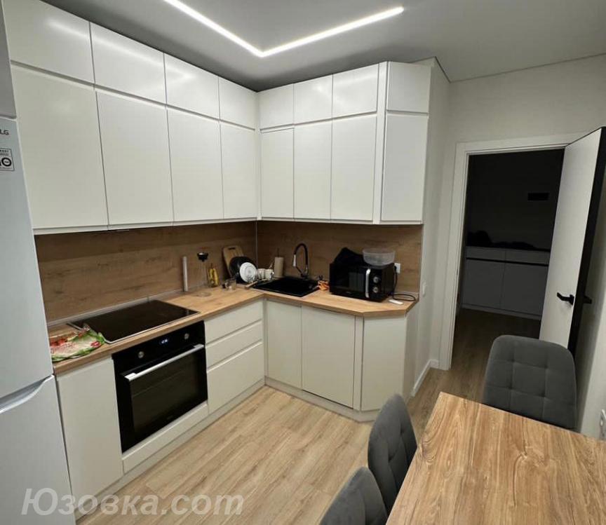 2-комн. квартира, 50м², с мебелью, 3/5, Петровское