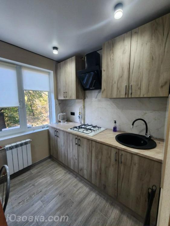 2-комн. квартира, 57м², с мебелью, 2/5 эт., ДОНЕЦК