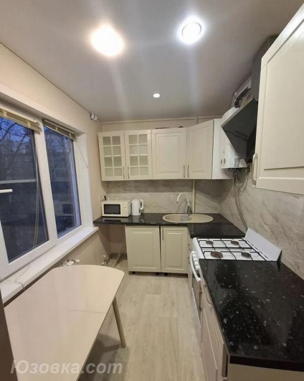 2-комн. квартира, 45м², с мебелью, 2/9 эт., ДОНЕЦК