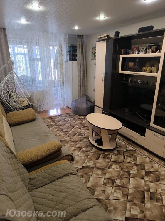 2-комн. квартира, 42м², с мебелью, 4/9 эт., Макеевка