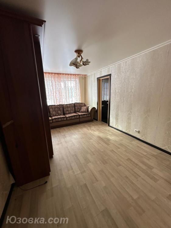 3-комн. квартира, 68м², мебель частично, 1/5 эт.
