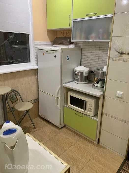 2-комн. квартира, 50м², с мебелью, 2/5 эт., ДОНЕЦК