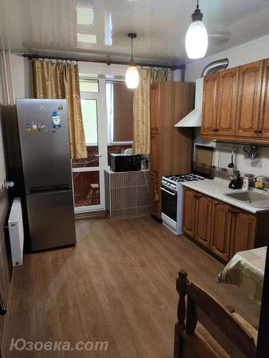 2-комн. квартира, 49м², с мебелью, 3/9 эт., ДОНЕЦК