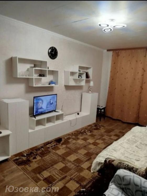 2-комн. квартира, 50 м², вторичка, 1/5 эт., ДОНЕЦК