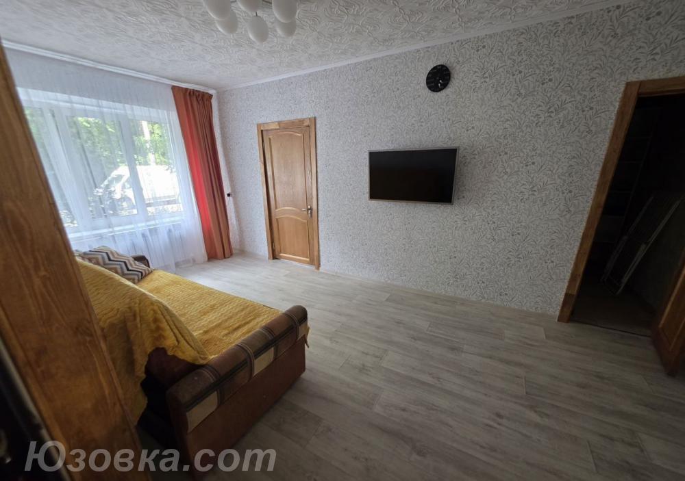 2-комн. квартира, 47м², с мебелью, 3/9 эт., ДОНЕЦК