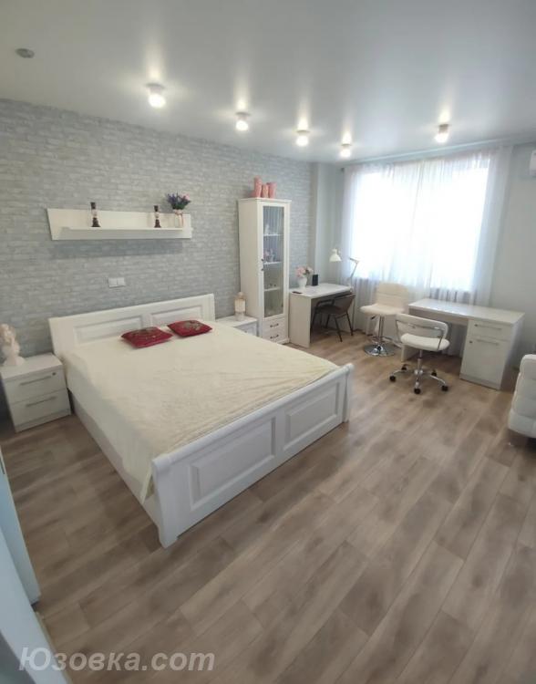 1-комн. квартира, 38м², с мебелью, 3/9 эт.