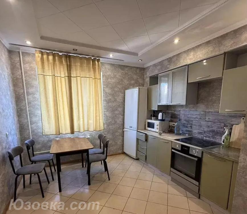 2-комн. квартира, 55м², с мебелью, 4/9 эт., ДОНЕЦК