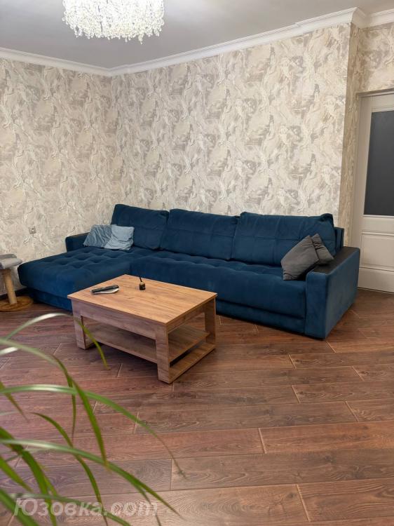 2-комн. квартира, 54м², с мебелью, 2/5 эт., ДОНЕЦК