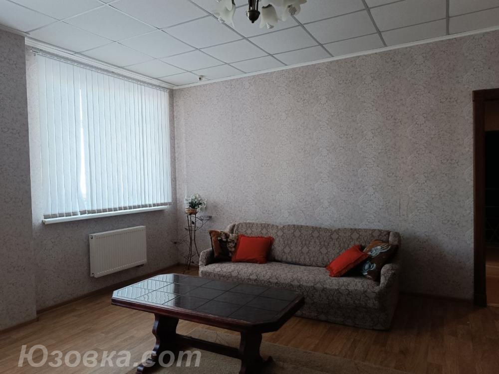 3-комн. квартира, 100м², с мебелью, 5/10 эт., ДОНЕЦК