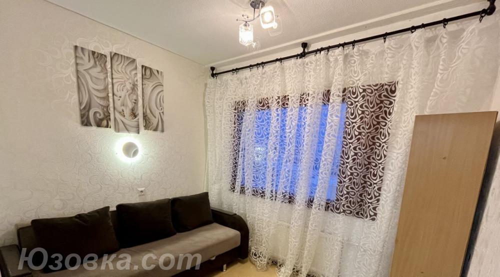 2-комн. квартира, 43м², с мебелью, 4/5 эт., ДОНЕЦК