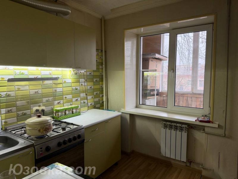 1-комн. квартира, 37 м², вторичка, 3/5 эт., ДОНЕЦК