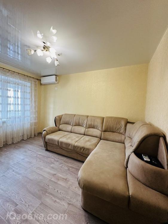2-комн. квартира, 49м², с мебелью, 2/9 эт., ДОНЕЦК