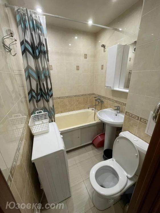 1-комн. квартира, 37м², с мебелью, 4/9 эт., ДОНЕЦК