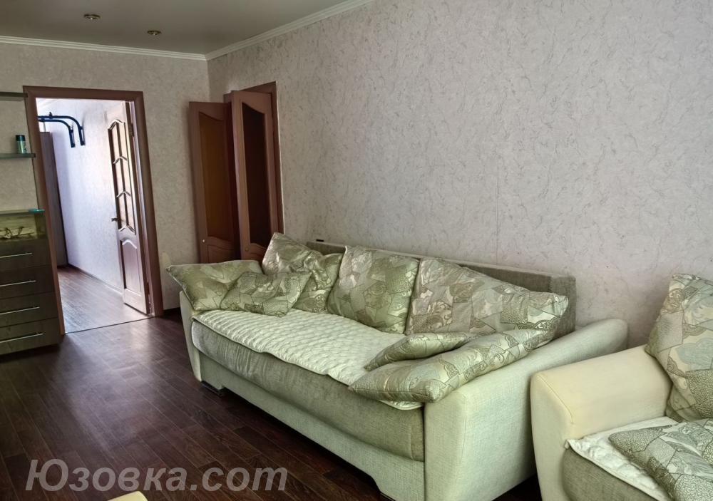 2-комн. квартира, 42м², с мебелью, 4/5 эт., ДОНЕЦК