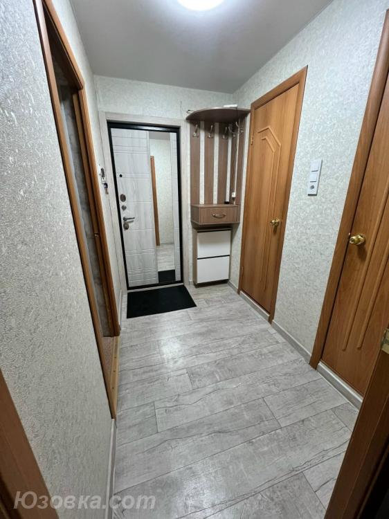 2-комн. квартира, 40м², с мебелью, 5/5 эт., ДОНЕЦК