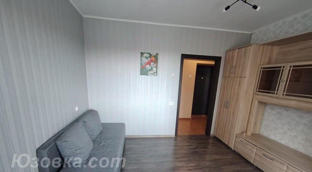 1-комн. квартира, 42м², с мебелью, 4/9 эт., ДОНЕЦК