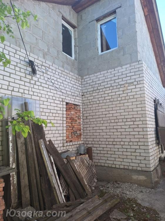 Дом , 100 м², на участке 8,0 сот., ЛУГАНСК