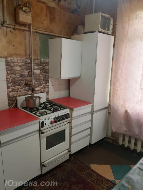 3-комн. квартира, 70м², с мебелью, 1/3 эт.