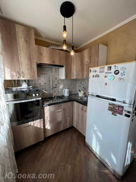2-комн. квартира, 45м², с мебелью, 4/5 эт., ДОНЕЦК