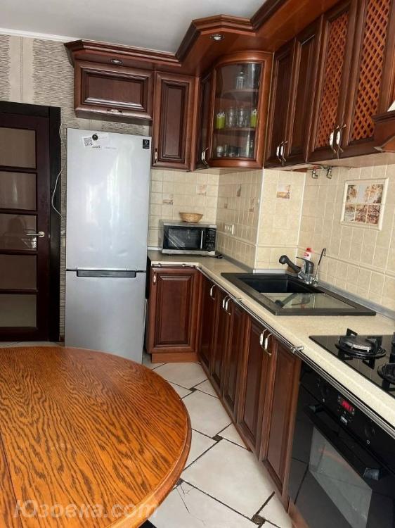 2-комн. квартира, 48м², с мебелью, 4/5 эт., ДОНЕЦК