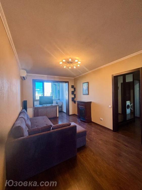 2-комн. квартира, 49м², с мебелью, 3/9 эт., ДОНЕЦК