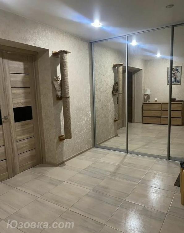 2-комн. квартира, 62м², с мебелью, 4/9 эт., ДОНЕЦК
