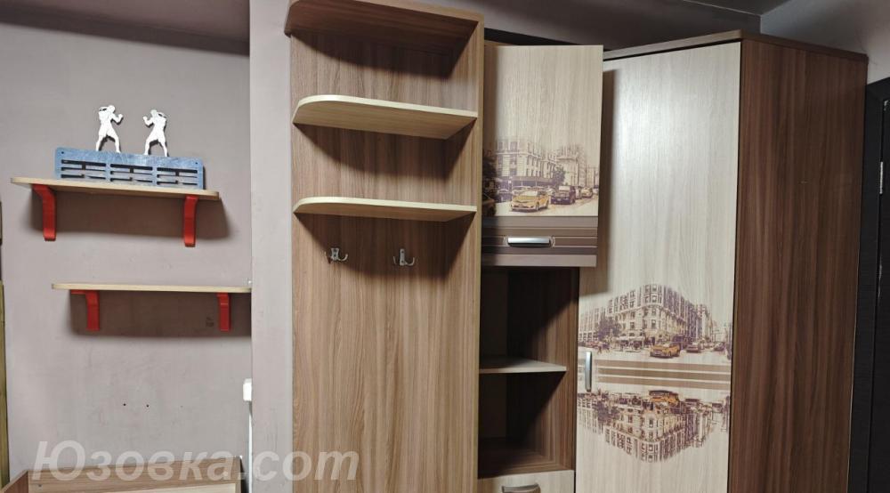 3-комн. квартира, 32м², с мебелью, 7/12 эт., ДОНЕЦК