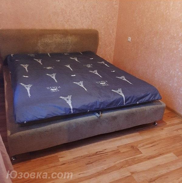 2-комн. квартира, 48м², с мебелью, 2/5 эт., ДОНЕЦК