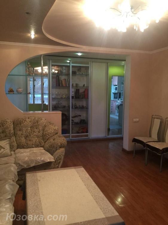 3-комн. квартира, 64 м², вторичка, 8/9 эт.