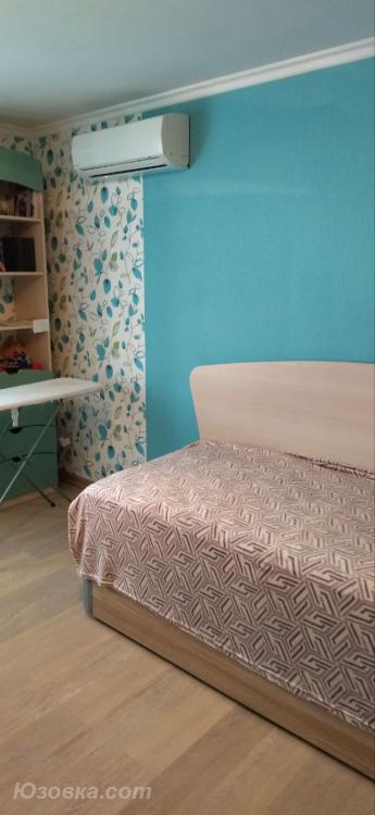 3-комн. квартира, 3м², с мебелью, 9/9 эт., ДОНЕЦК