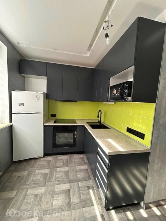 2-комн. квартира, 56м², с мебелью, 4/9 эт., ДОНЕЦК