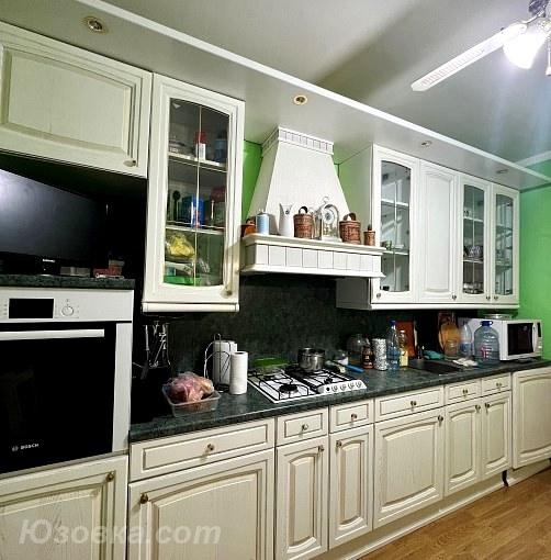 2-комн. квартира, 83 м², вторичка, 2/4 эт., ДОНЕЦК