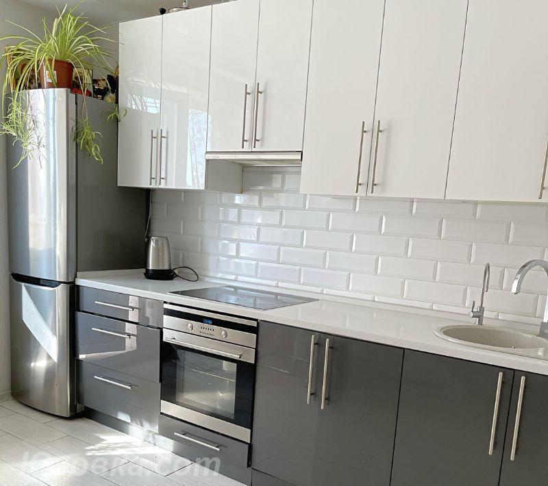 2-комн. квартира, 37м², с мебелью, 1/9 эт., ДОНЕЦК