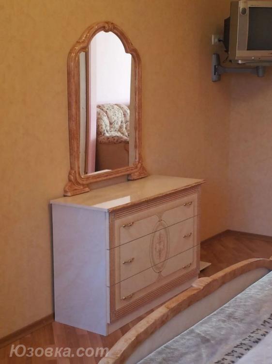 2-комн. квартира, 45м², мебель частично, 1/1 эт.