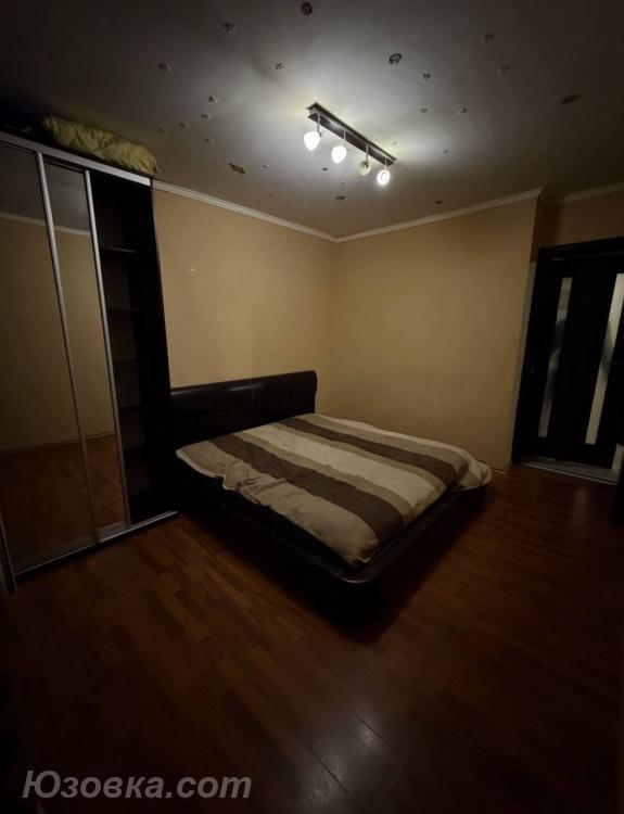 2-комн. квартира, 49м², с мебелью, 4/9 эт., ДОНЕЦК
